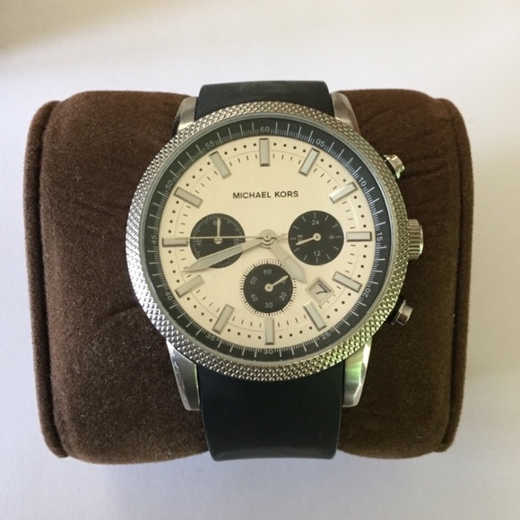 MK-8055 Michael Kors Watch Excelent condition - Picture 2 of 4